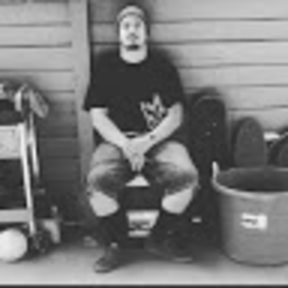 Meet your Posher, Justin - Picture 1 of 1